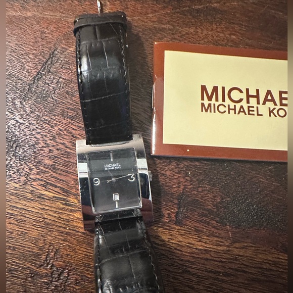 Michael Kors women’s‎ watch in box - Picture 1 of 8